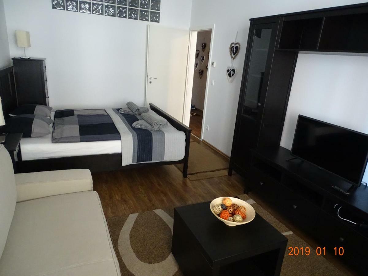 Galeriusbeach Deluxe Apartment Siofok Luaran gambar