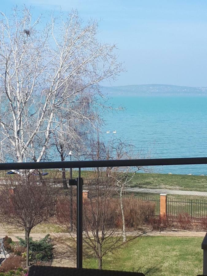 Galeriusbeach Deluxe Apartment Siofok Luaran gambar
